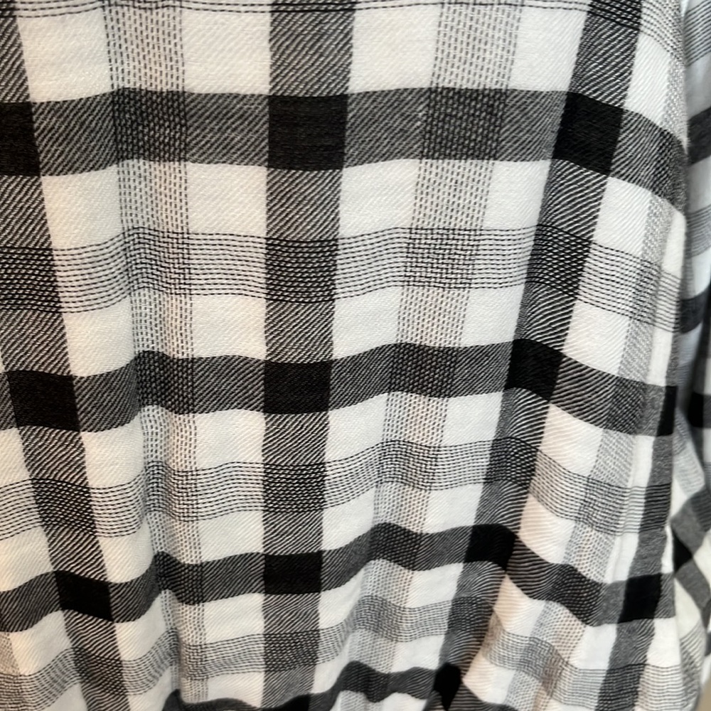 NWOT top - Picture 2 of 4